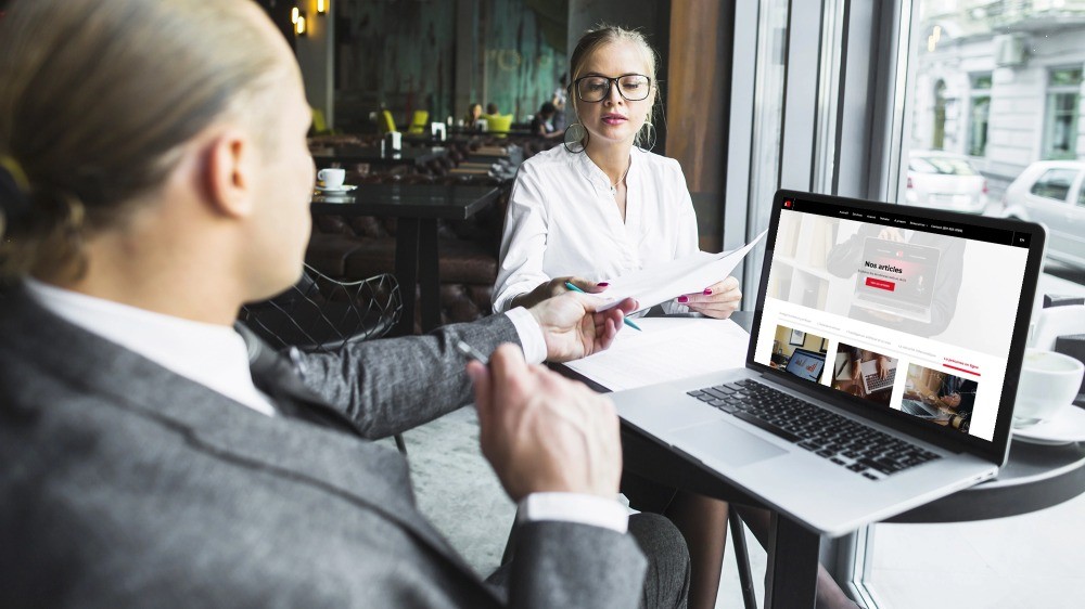 Ordinateur portable avec stratégies marketing juridiques